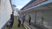 Pastikan Keamanan Lingkungan Lapas, Kasubsi Keamanan dan Portatib Trolling lingkungan Branggang