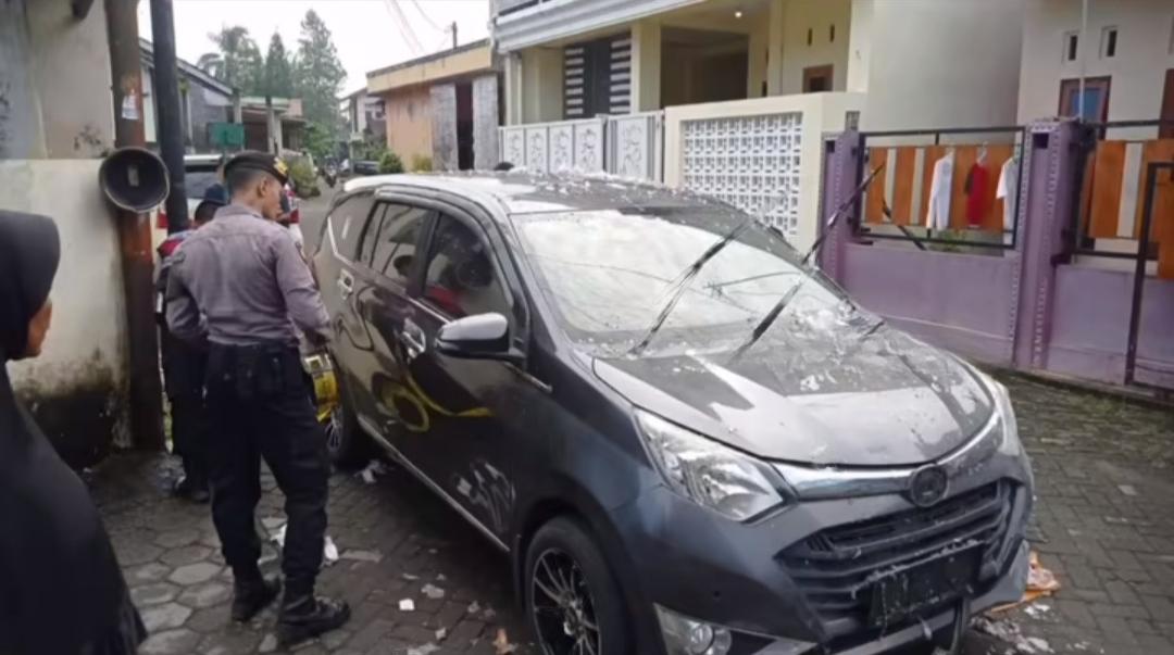 Balon Udara Meledak di Perumahan Kota Mungkid, 5 Rumah dan 1 Mobil Rusak
